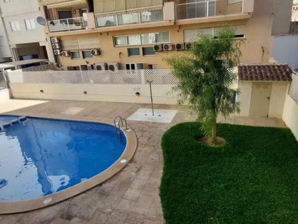 Piso en plaza de Benidorm, 11