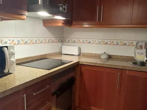 Piso en plaza de Benidorm, 11