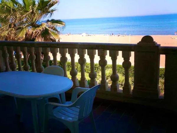 Piso en Barrio Les Bovetes-La Felicidad