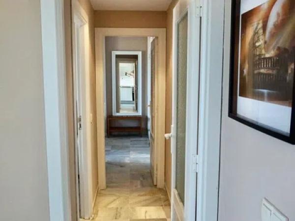 Piso en Barrio Les Bovetes-La Felicidad