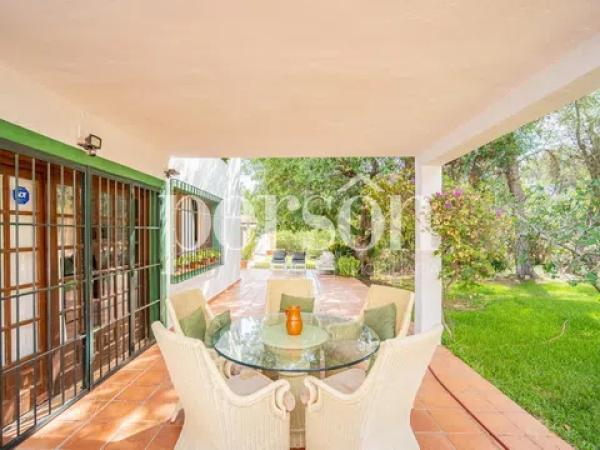 Casa independiente en calle Ametla