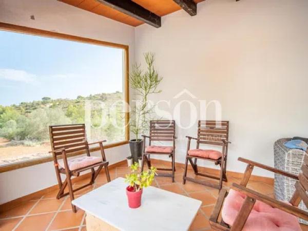 Casa independiente en calle Ametla