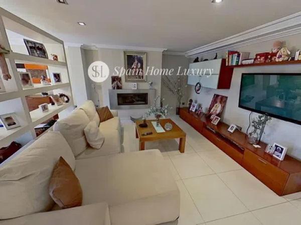 Casa independiente en camino Corral de Calafat