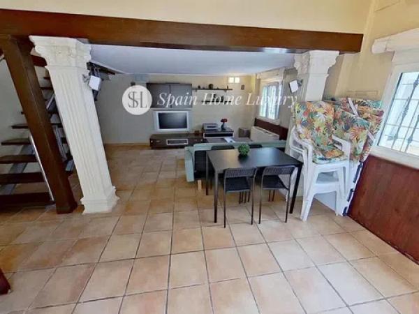 Casa independiente en camino Corral de Calafat