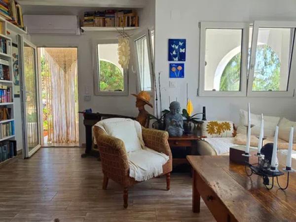 Casa independiente en calle Roure