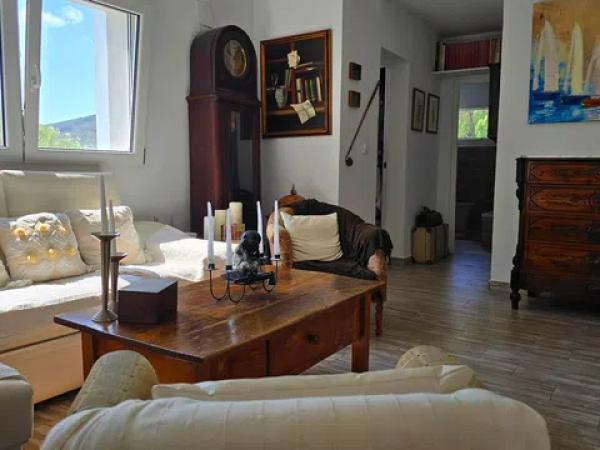 Casa independiente en calle Roure