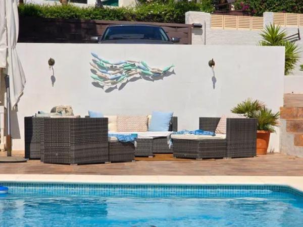 Casa independiente en calle Roure