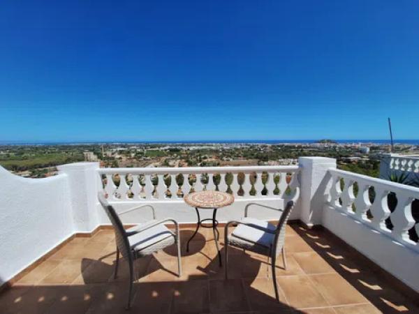 Chalet adosado en calle Atamant, 1