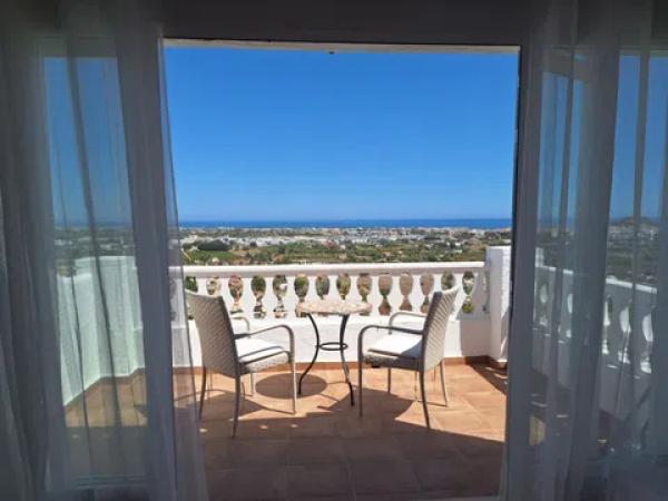 Chalet adosado en calle Atamant, 1