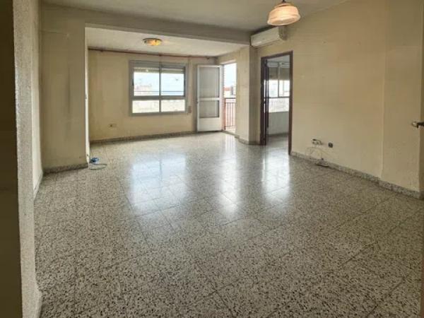 Piso en Centro Urbano