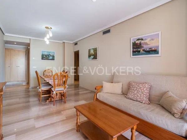 Piso en calle dels Furs