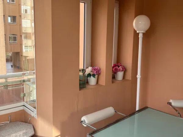 Piso en avenida de Joan Fuster, 1