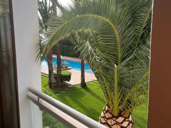 Piso en avenida de Joan Fuster, 1