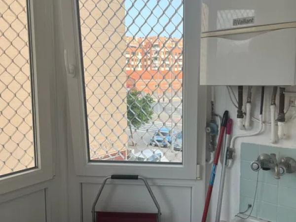 Piso en avenida de Joan Fuster, 1