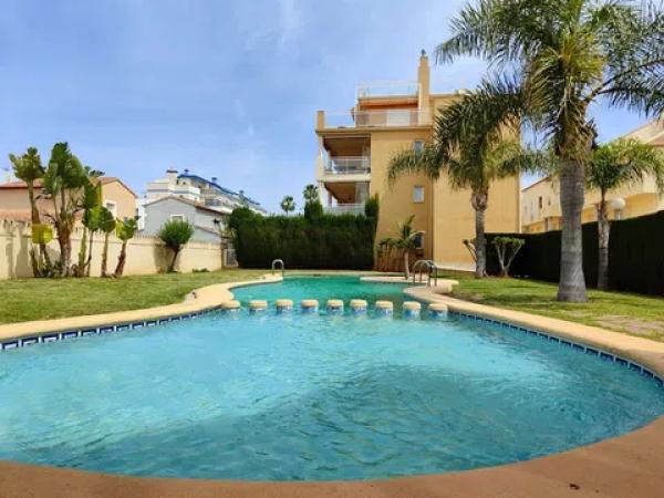 Piso en calle Esparralló s/n