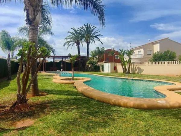 Piso en Barrio Les Bassetes-El Marjal