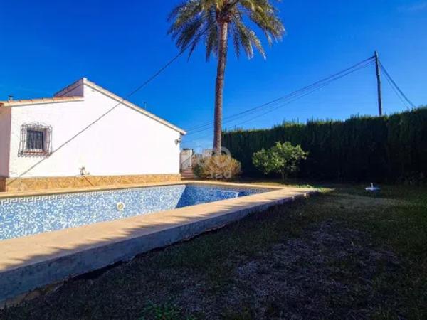 Chalet en Barrio El Palmar-Los Molinos