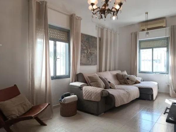 Casa independiente en Partida Pinella B, 125