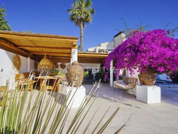 Casa independiente en calle Casiopea