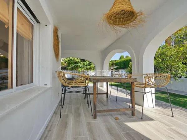 Casa independiente en calle Casiopea