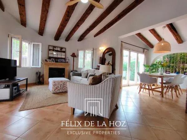 Casa independiente en calle Oceà Pacífic