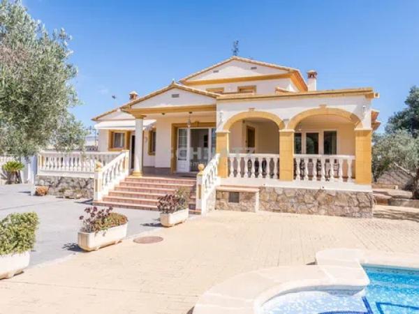 Chalet en La Pedrera-Vessanes