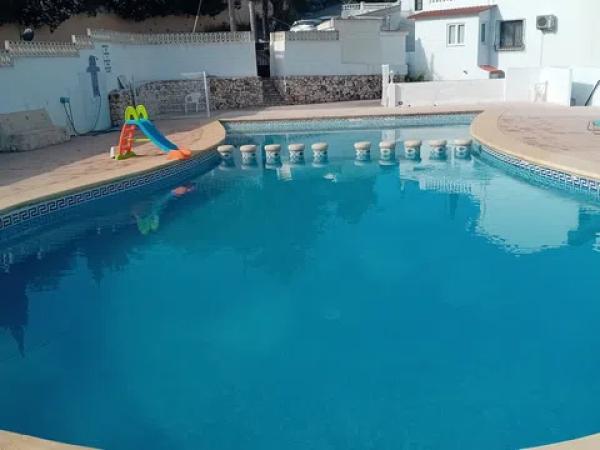 Chalet adosado en calle Atamant, 28