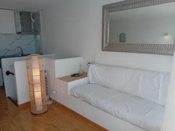 Chalet adosado en calle Atamant, 28