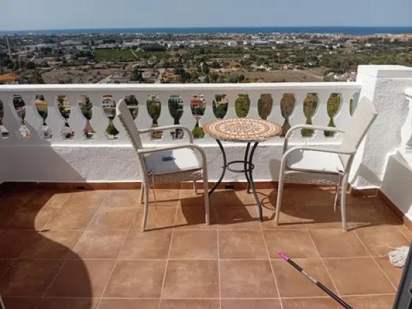 Chalet adosado en calle Atamant, 28