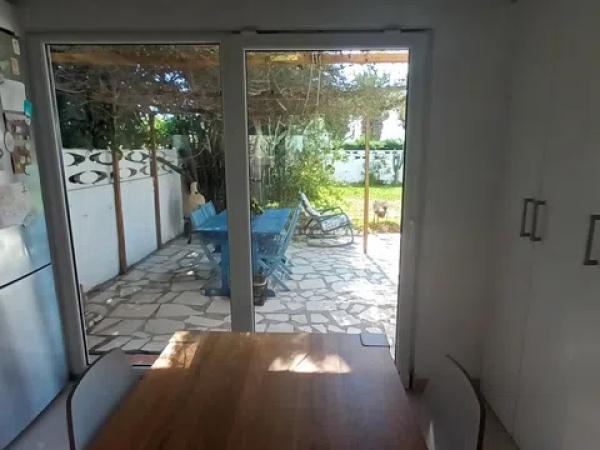 Casa independiente en calle Polp