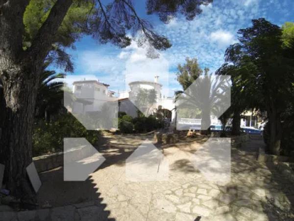 Chalet en calle Sibil·la