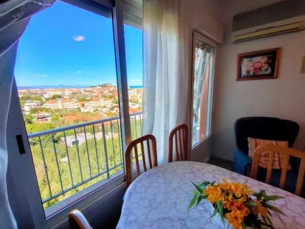 Piso en calle Deimos