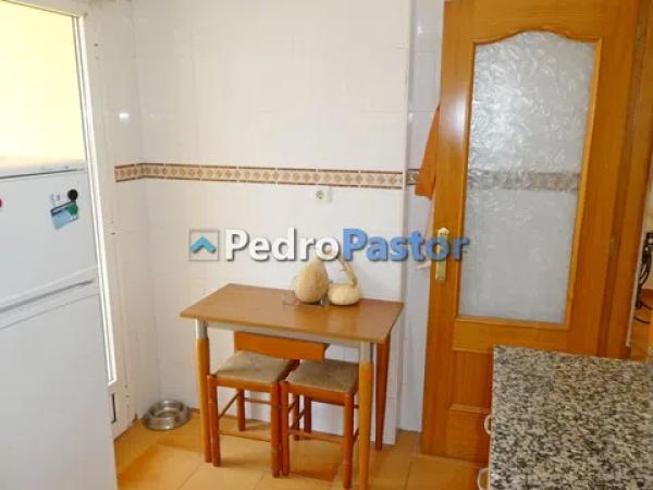 Chalet adosado en calle de Miraflor