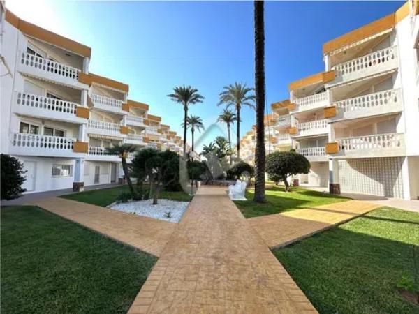 Piso en Barrio Les Bovetes-La Felicidad