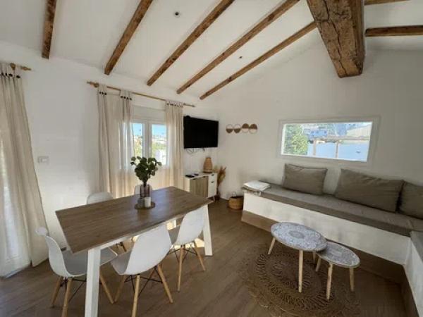 Casa independiente en calle Centaure