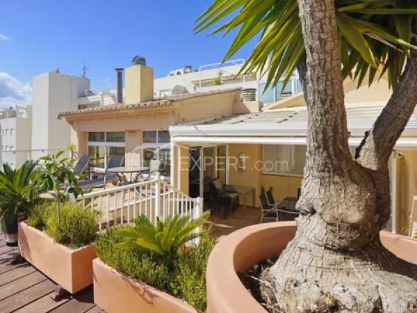 Dúplex en calle Consolat del Mar