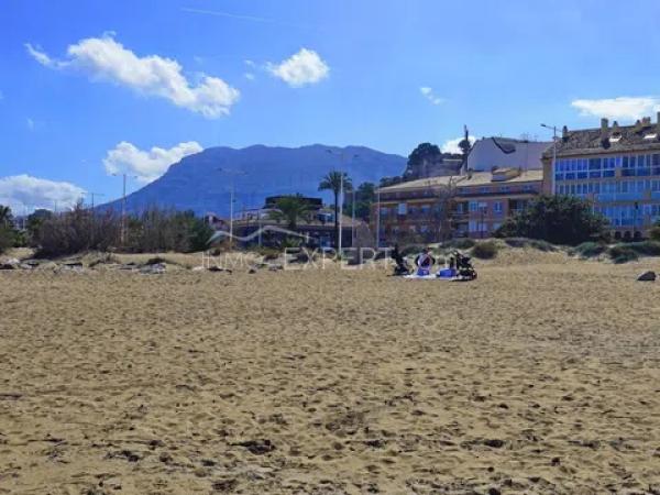 Dúplex en calle Consolat del Mar