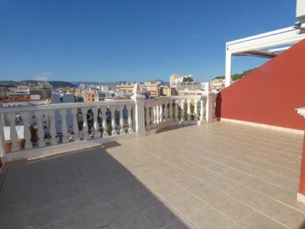 Ático en paseo del Saladar, 130