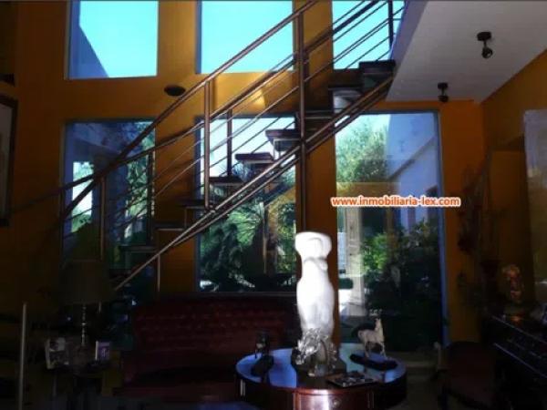 Casa independiente en calle Jacint