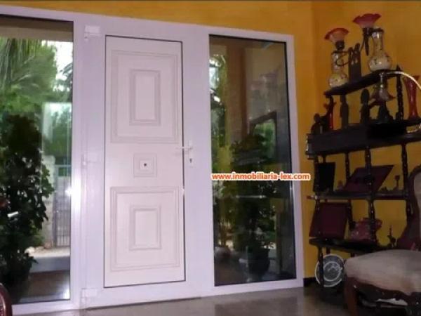 Casa independiente en calle Jacint