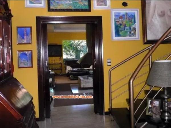 Casa independiente en calle Jacint