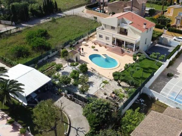 Chalet en La Pedrera-Vessanes