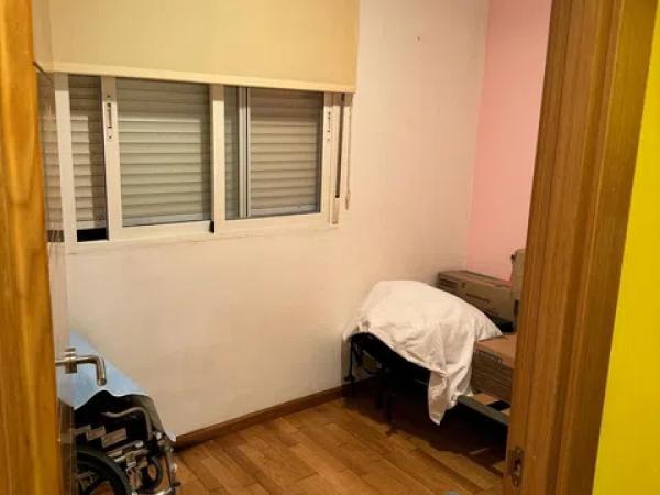 Piso en calle Turia, 4