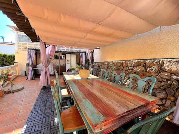 Casa independiente en calle Pinyo