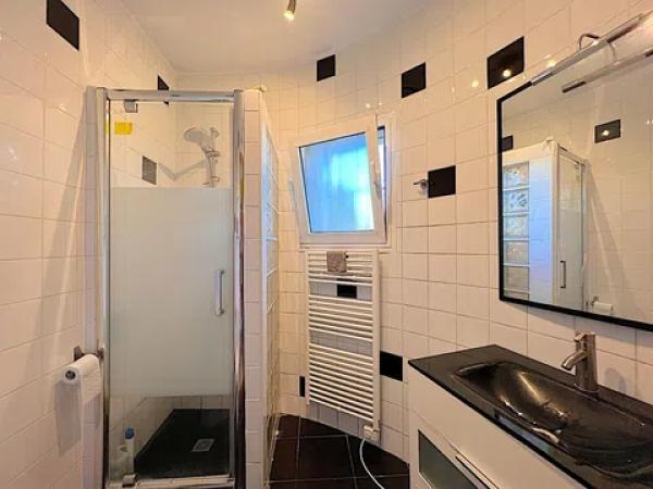 Casa independiente en calle Pinyo