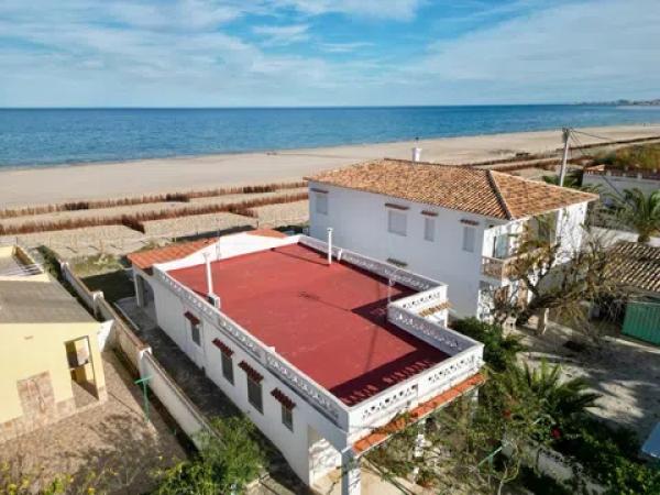 Casa independiente en calle Riu Magre