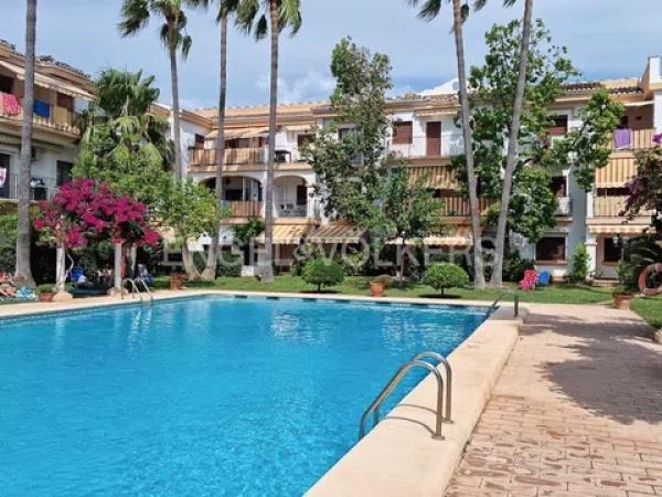 Piso en Barrio Les Bovetes-La Felicidad