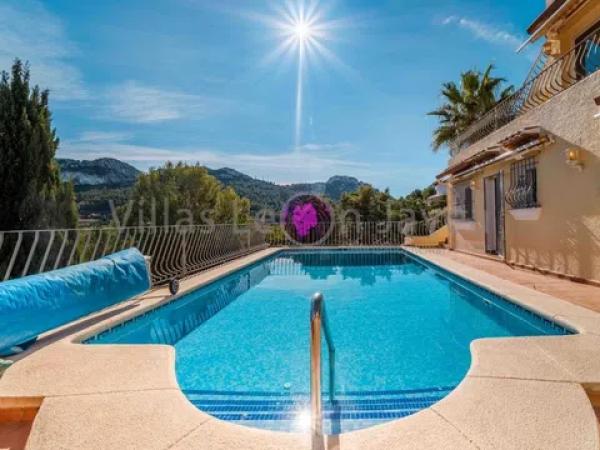 Casa independiente en calle el Ruiseñor