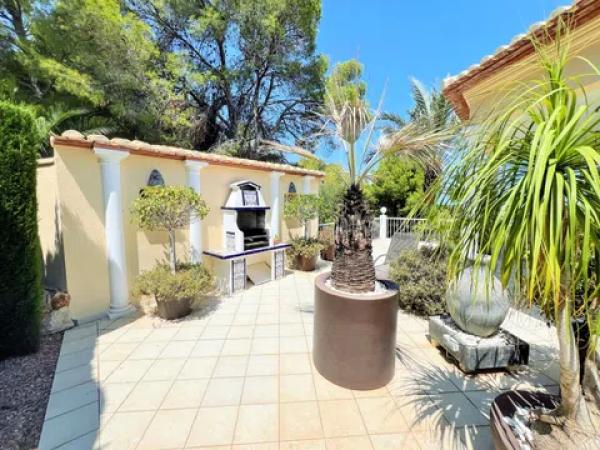 Casa independiente en calle Urbanización la Sella