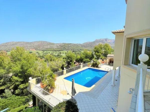 Casa independiente en calle Urbanización la Sella